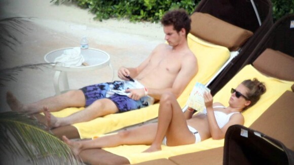 Andy Murray et Kim Sears : L'art de s'ennuyer en amoureux dans un lieu paradisiaque...