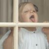 Le 30 juillet, au château de Grasten, résidence d'été de la famille royale, la petite princesse Isabella, 3 ans, s'en donnait à coeur joie, pour le plus grand plaisir des paparazzi !