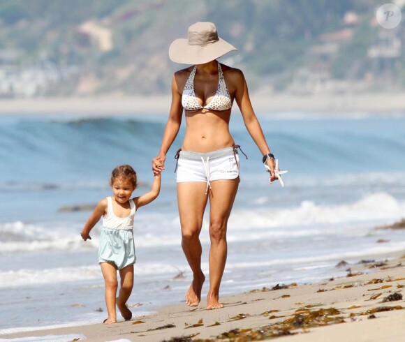 Halle Berry et sa fille Nahla au bord de la mer à Los Angeles