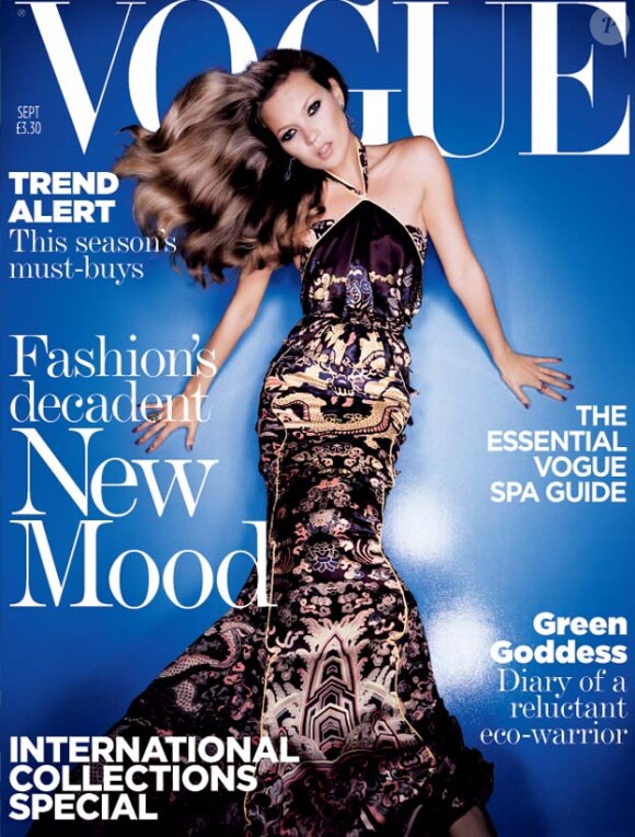 Kate Moss en couverture du Vogue UK de septembre 2004