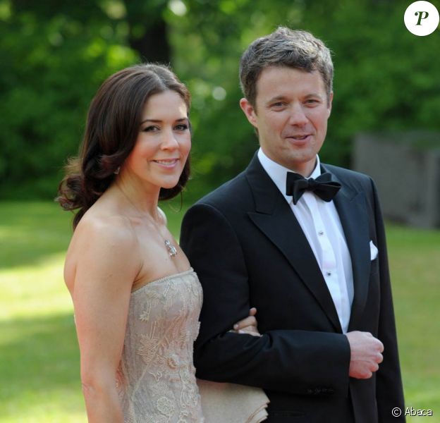 Très heureux événement chez le couple héritier de Danemark : Frederik et Mary, déjà parents de Christian et Isabella, attendent des jumeaux !