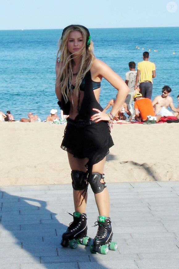 Shakira sur le tournage de son nouveau clip à Bercelone, le 18 août 2010
