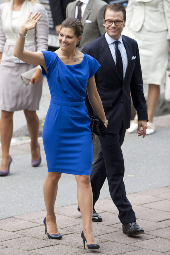 Le couple princier fraîchement marié, Victoria de Suède et Daniel  Westling, lors de la célébration du bicentenaire de la session du  Parlement de 1810 à Orebro en Suède le 21 août 2010