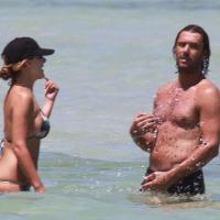 Rossano Rubicondi : L'ex-mari d'Ivana Trump passe de doux congés avec sa plantureuse bien-aimée !