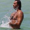 Rossano Rubicondi en mode plage avec sa chérie à Miami