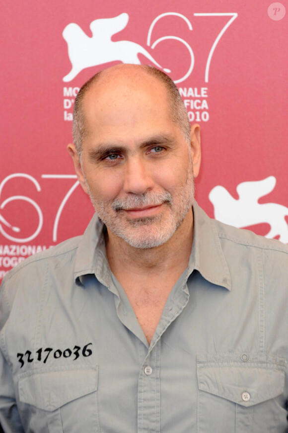 Guillermo Arriaga lors du photocall des membres du jury du festival de Venise le 1er septembre 2010