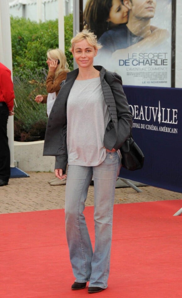 Emmanuelle Béart à l'occasion de l'avant-première de La Famille Jones, dans le cadre du 36e Festival de Deauville, le 8 septembre 2010.