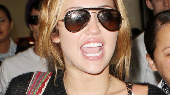 Miley Cyrus et Ashley Greene : Les deux beautés se souviendront longtemps de leur "trip in Paris" !