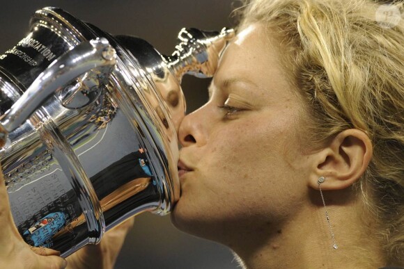 Pour le troisième triomphe de la Belge Kim Clijsters à l'US Open, étrillant en finale la malheureuse Zvonareva (qui finit en larmes), sa fillette Jada, 2 ans, a ravi le public en partageant le bonheur de sa maman.