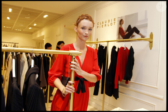 Audrey Marnay lance sa collection pour Claudie Pierlot, au Bon Marché, à Paris, le 16/09/2010.