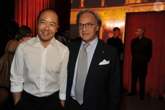 Diego Della Valle et le créateur Derek Lam lors de la soirée Tod's à la Scala de Milan, le 23 septembre 2010