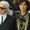 Inès de la Fressange et Karl Lagerfeld au défilé Chanel P/E 2011 au Grand Palais. Le 5 octobre 2010