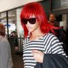 Rihanna et Matt Kemp arrivent très distants à l'aéroport de Los Angeles le 9 octobre 2010