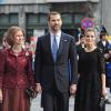 La reine Sofia, le prince Felipe et sa femme la princesse Letizia arrivent à la cérémonie de remise du prix Prince des Asturies aux champions du monde et d'Europe de football. Oviedo, le 22 octobre 2010