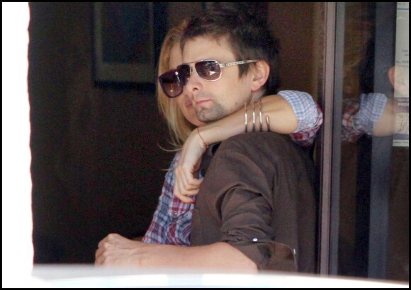 Kate Hudson et Matthew Bellamy lors d'une escapade amoureuse à Pacific Palisades à Los Angeles le 30/10/10