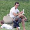Matthew McConaughey et sa femme Camila Alves ont passé l'après-midi dans un parc à Austin avec leurs deux enfants Vida et Levi le 24 octobre 2010