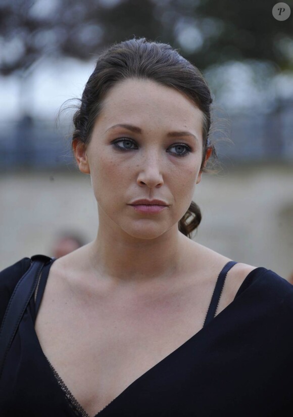 Laura Smet plantée par Gérard Depardieu pour le tournage de Noces de Cristal.