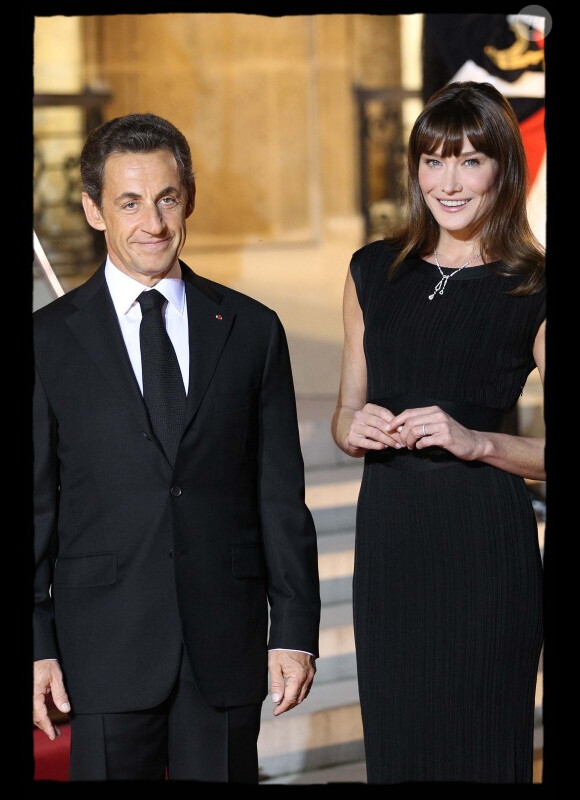 Carla Bruni et Nicolas Sarkozy lors du dîner d'Etat à l'Elysée le 4 novembre 2010