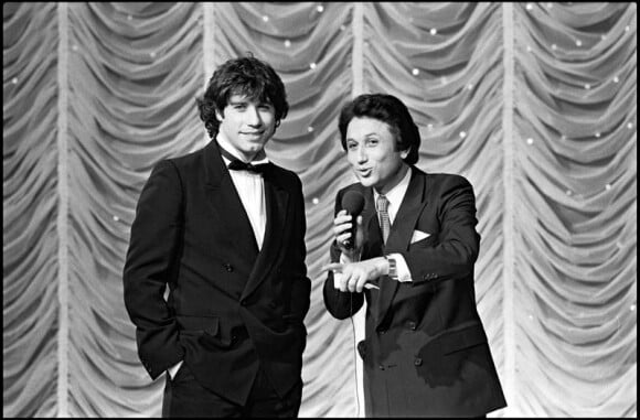 Michel Drucker et John Travolta dans Champs-Elysées, dans les années 80