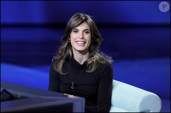 Elisabetta Canalis dans l'émission Che Tempo Che Fa, à Milan le 21 novembre 2010
