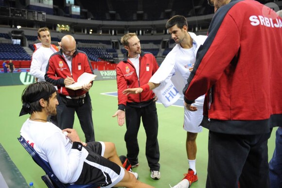 Les Serbes de Novak Djokovic à l'entraînement, à Belgrade, avant la finale de Coupe Davis.