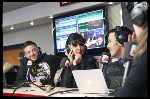 Rachida Dati est reçue par Nikos Aliagas et ses acolytes, lors de l'émission Le 6/9, sur NRJ. 6/12/2010