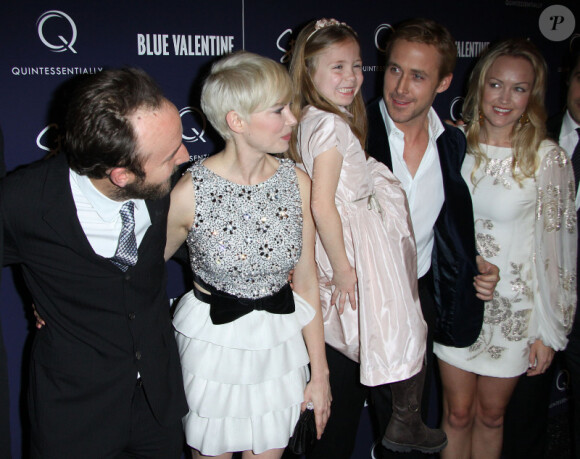 Derek Cianfrance, Michelle Williams, Faith Wladyka et Ryan Gosling lors de l'avant-première de Blue Valentine à New York le 7 décembre 2010