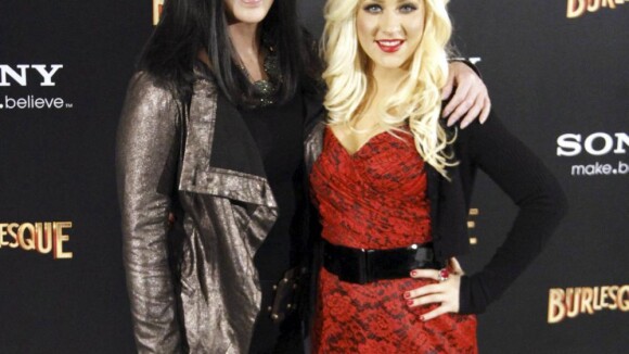 Quand Cher broie du noir, Christina Aguilera voit rouge !