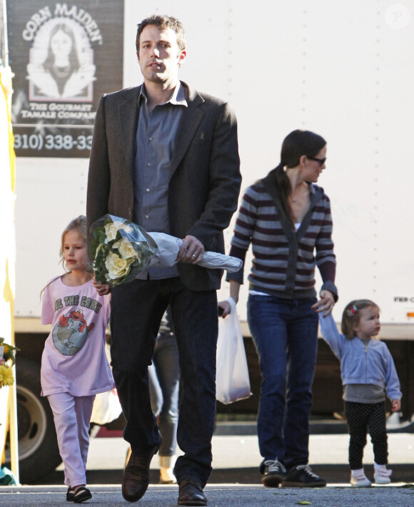 La famille Affleck-Garner enfin réunie (12 décembre 2010 à Pacific Palisades)