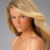 Brooklyn Decker pour la lingerie Felina.