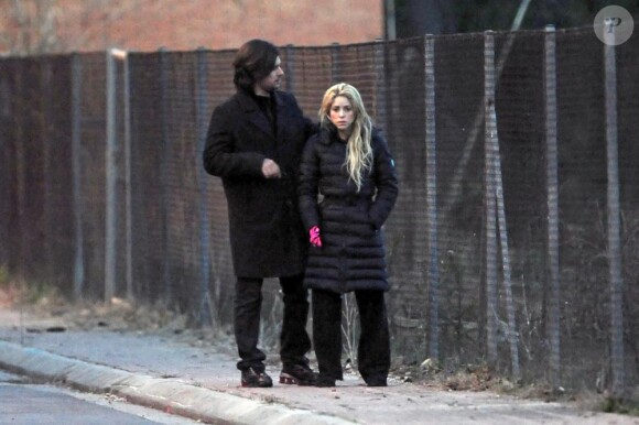 Shakira et son petit ami Antonio de la Rua se promènent dans les rues de Barcelone, il y a quelques jours...