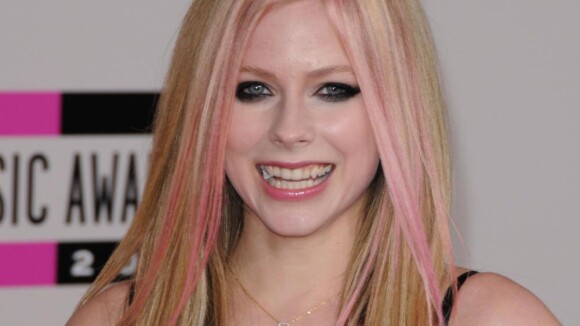 Avril Lavigne : La jolie surprise qu'elle nous réserve pour le réveillon du 31 !