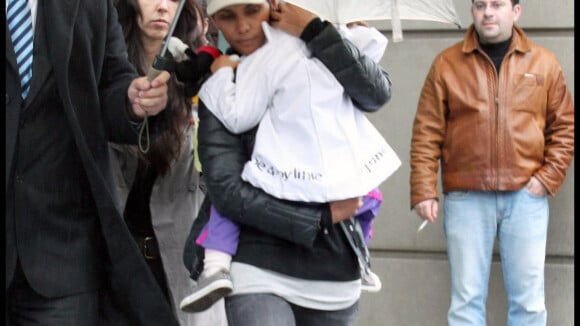 Halle Berry: Elle protège sa fille envers et contre tout !