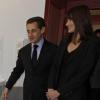 Nicolas Sarkozy et Carla Bruni en visite au Centre hospitalier Henri Duffaut, à Avignon. 21/12/2010