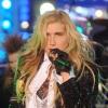 Kesha  sur scène pour interpréter son tube Tik Tok à Time Square, le 31 décembre 2010.