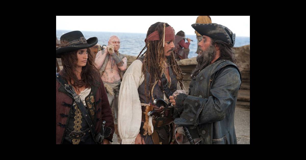 Pirates Des Caraïbes 4 Film Complet En Francais Image du film Pirates des Caraïbes 4 : La Fontaine de jouvence - Purepeople