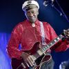 Chuck Berry, 84 ans, a fait un malaise lié à son état d'épuisement, lors de son concert à Chicago le 1er janvier 2010. Ce qui n'a pas empêché la légende de soigner sa sortie...