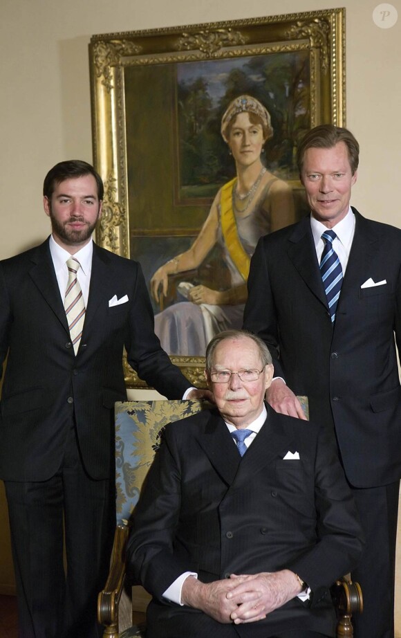 Toute la famille grand-ducale de Luxembourg était rassemblée autour de Jean, qui fut le 8e grand duc du pays de 1964 à 2000, pour son 90e anniversaire.