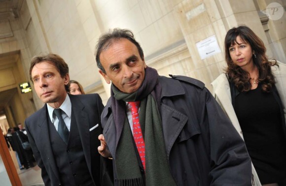 Eric Zemmour comparait devant la 17e chambre du tribunal correctionnel de Paris, défendu par son avocat Olivier Pardo, le 11 janvier 2011