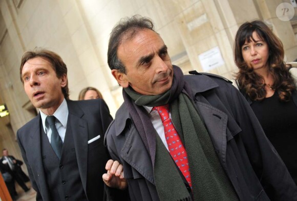 Eric Zemmour comparait devant la 17e chambre du tribunal correctionnel de Paris, défendu par son avocat Olivier Pardo, le 11 janvier 2011
