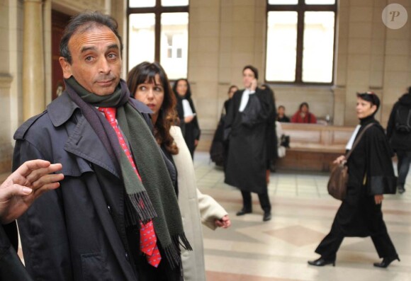 Eric Zemmour comparait devant la 17e chambre du tribunal correctionnel de Paris, défendu par son avocat Olivier Pardo, le 11 janvier 2011
