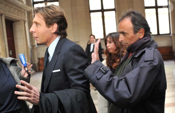 Eric Zemmour comparait devant la 17e chambre du tribunal correctionnel de Paris, défendu par son avocat Olivier Pardo, le 11 janvier 2011