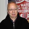 Le commentateur sportif Thierry Roland assiste au plus long match de football du monde, organisé par Panini, à l'occasion de la publication du 35e album de stickers des joueurs de football de Ligue 1 et Ligue 2.