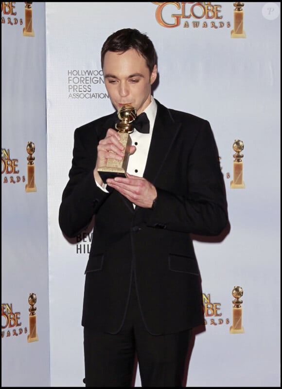 Jim Parsons a obtenu un Golden Globe le 16 janvier 2011 pour son rôle dans la série The Big Bang Theory