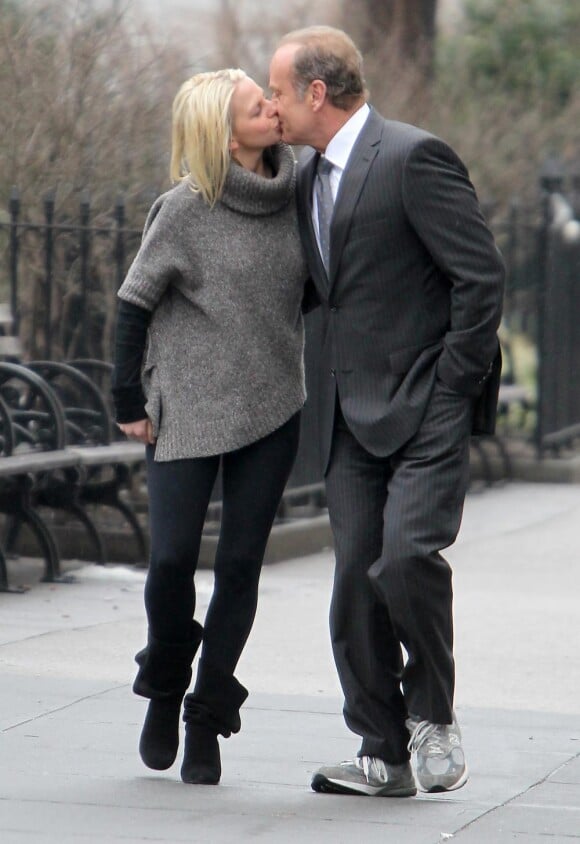 Kelsey Grammer et sa future femme Kayte Walsh sur le tournage de I Don't Know How She Does It, à New York le 19 janvier 2011