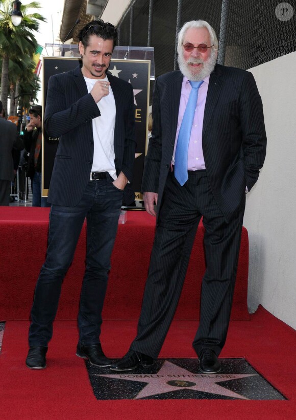 Le grand Donald Sutherland, ici avec Colin Farrell, honoré par son étoile sur le Walk of Fame de Hollywood Boulevard, à Los Angeles, le 26 janvier 2011.
