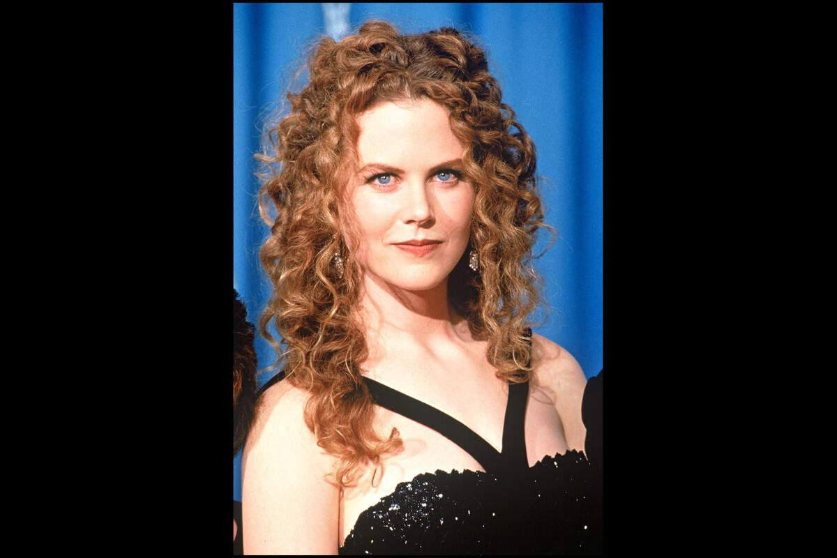 Photo : Nicole Kidman à la cérémonie des Oscars, le 24 mars 1994 ...