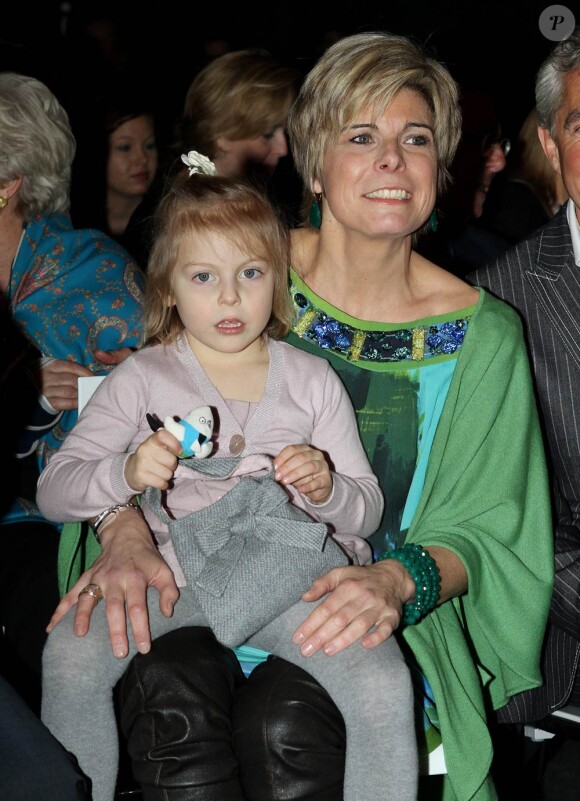 Le 2 février 2011, pour présenter de son nouveau livre pour enfants au zoo de Rotterdam, Laurentien des Pays-Bas était accompagnée de toute sa famille : le prince Constantijn, les comtesses Eloise et Leonor, et le comte Claus-Casimir.