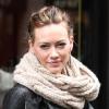 Hilary Duff quitte son hôtel parisien pour une séance de shopping, samedi 5 février.