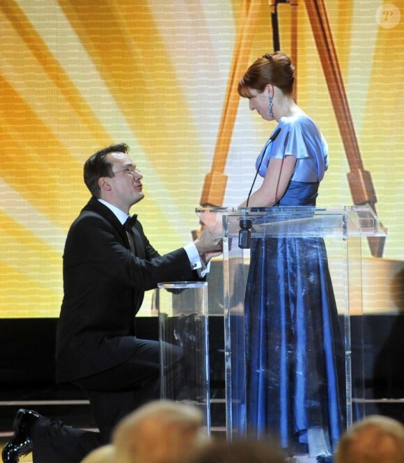 Monica Lierhaus demande en mariage son compagnon Rolf Hellgardt lors des Golden Camera Awards à Berlin le 5 février 2011
